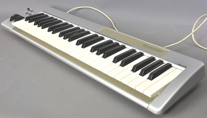 M Audio-Keystation 49e (Genesis)